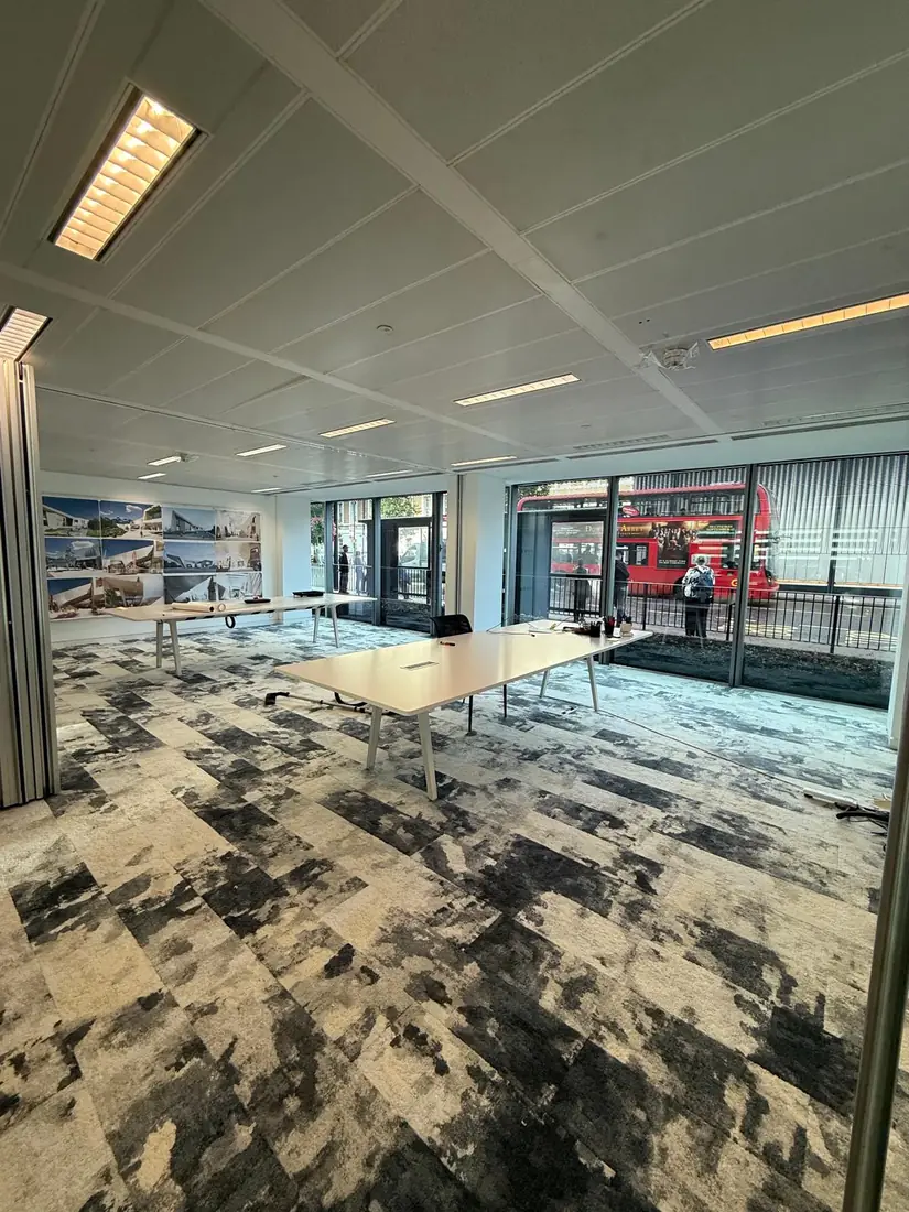 Patterned carpet tiles in an office